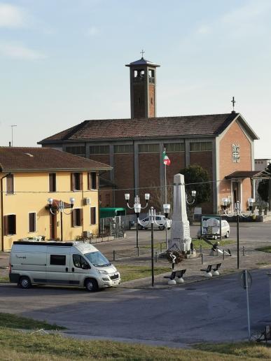 im Dorf Tolle übernachten wir