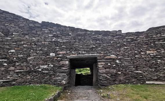 beim Cahergall Stone Fort