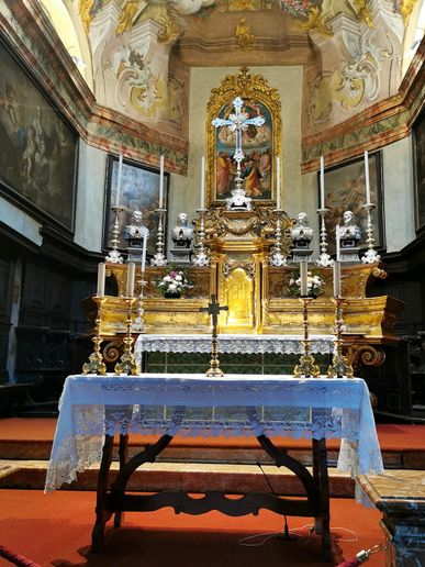 der Altar